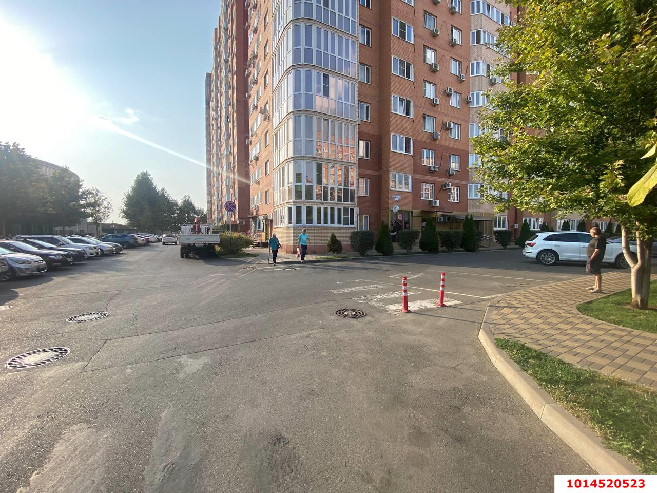 Фото №13: Торговое помещение 46 м² - Краснодар, жилой комплекс Севастопольский, ул. имени Жлобы, 141