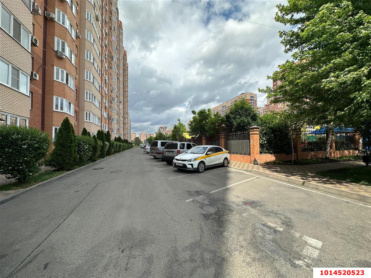 Фото №12: Торговое помещение 46 м² - Краснодар, жилой комплекс Севастопольский, ул. имени Жлобы, 141