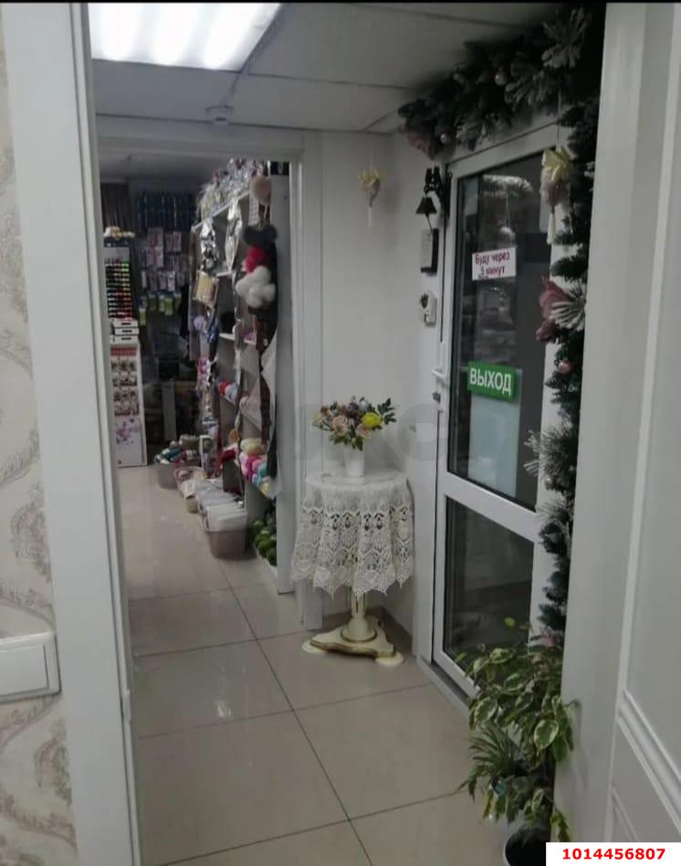 Фото №2: Торговое помещение 40 м² - Краснодар, Восточно-Кругликовский, ул. Героя Владислава Посадского, 42
