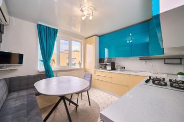 Фото №1: 1-комнатная квартира 42 м² - Яблоновский, ул. Кобцевой, 3к2