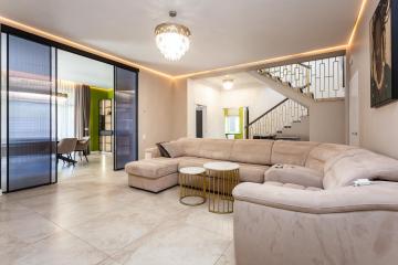 Фото №1: Дом 183 м² - Ленина, мкр. Карасунский внутригородской округ, ул. Раздольная, 25