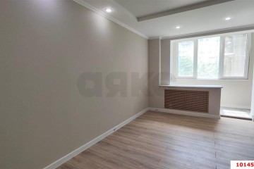 Фото №1: 1-комнатная квартира 44 м² - Краснодар, мкр. Юбилейный, ул. 70-летия Октября, 20/1