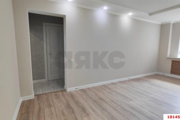 Фото №2: 1-комнатная квартира 44 м² - Краснодар, мкр. Юбилейный, ул. 70-летия Октября, 20/1