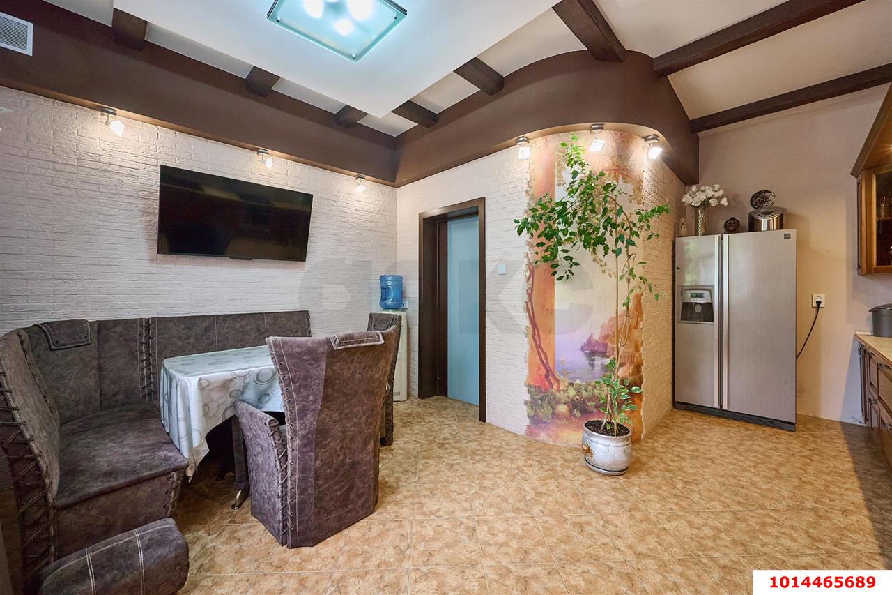 Фото №16: Дом 268 м² + 6 сот. - Динская, ул. Красная, 148/2