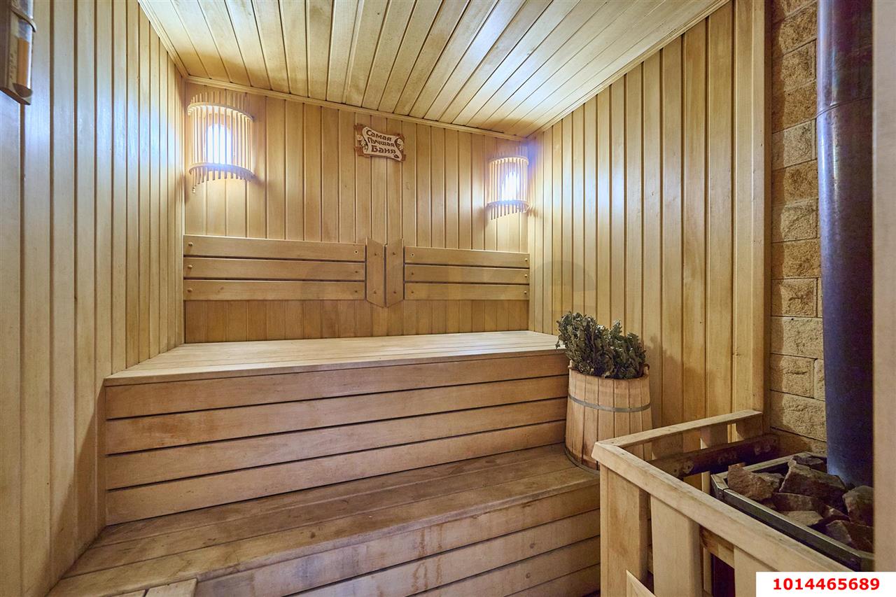 Фото №8: Дом 268 м² + 6 сот. - Динская, ул. Красная, 148/2