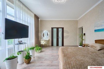 Фото №3: 5+-комнатная квартира 268 м² - Динская, ул. Красная, 148/2