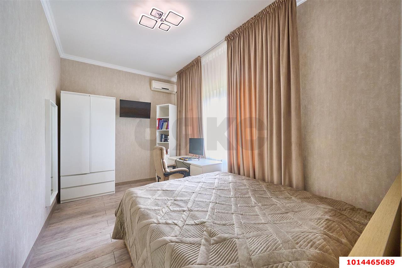 Фото №6: 5+-комнатная квартира 268 м² - Динская, ул. Красная, 148/2