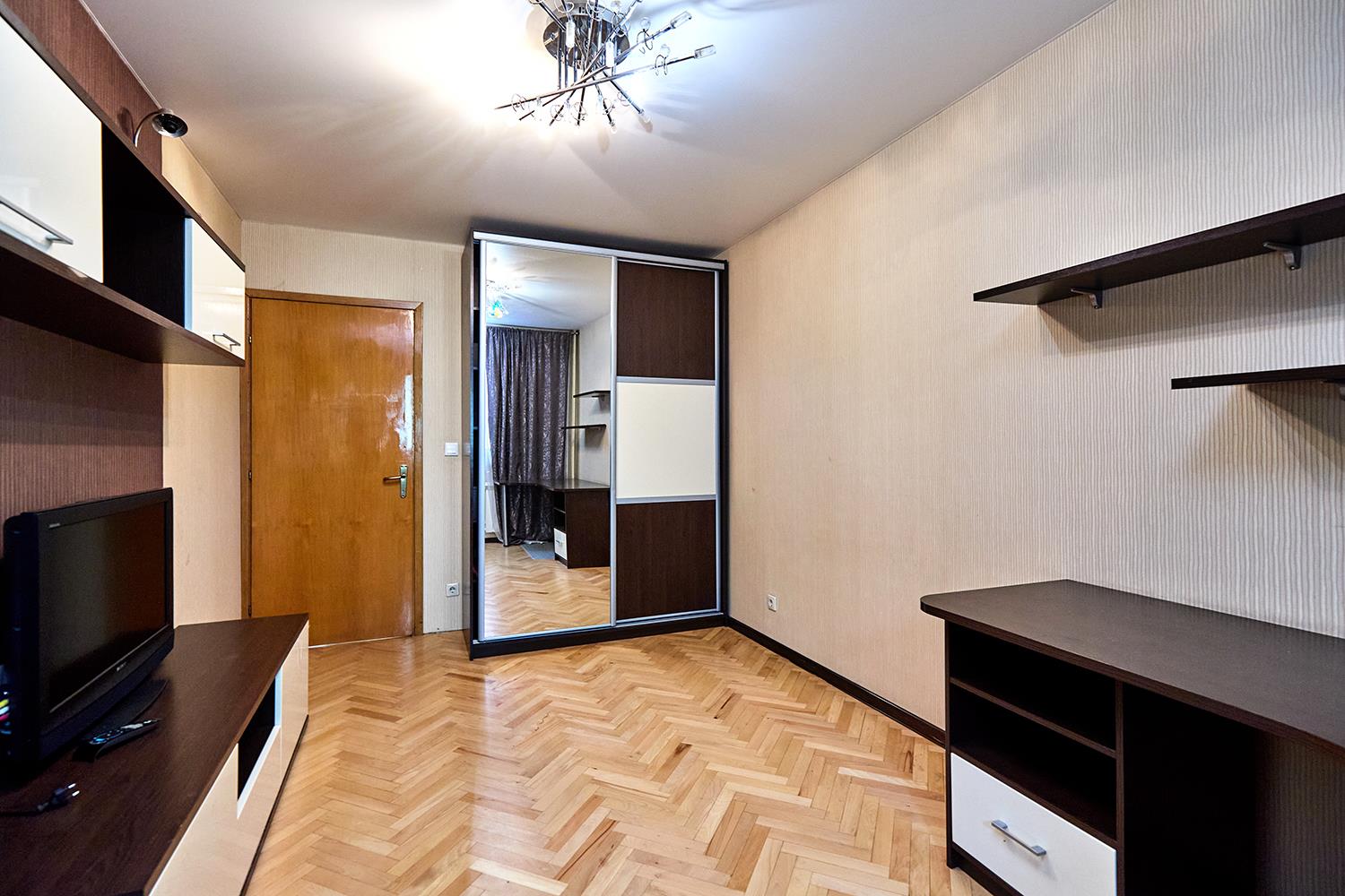 Фото №5: 2-комнатная квартира 56 м² - Краснодар, Прикубанский внутригородской округ, мкр. имени Маршала Жукова, ул. Александра Покрышкина, 18