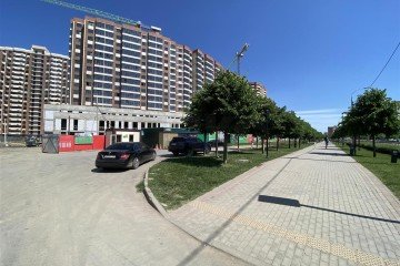 Фото №3: Торговое помещение 618 м² - Краснодар, мкр. жилой комплекс Лучший, ул. Ростовское шоссе, 30/7