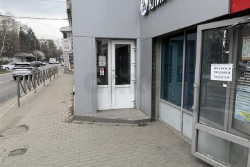 Фото №3: Торговое помещение 84 м² - Краснодар, мкр. Комсомольский, ул. Уральская, 184/2
