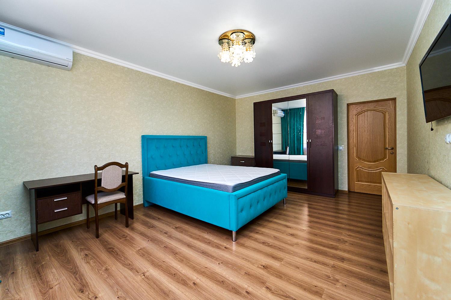 Фото №4: 2-комнатная квартира 79 м² - Краснодар, Центральный внутригородской округ, мкр. Черёмушки, ул. Кубанская, 52