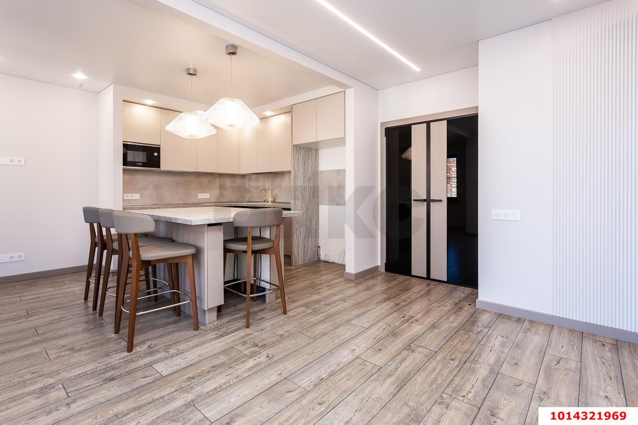 Фото №2: 2-комнатная квартира 89 м² - Краснодар, жилой комплекс Тургенев, ул. Дальняя, 8к2