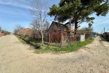 Фото №1: Личное подсобное хозяйство - Елизаветинская, ст Кавказ, ул. Абрикосовая, 14