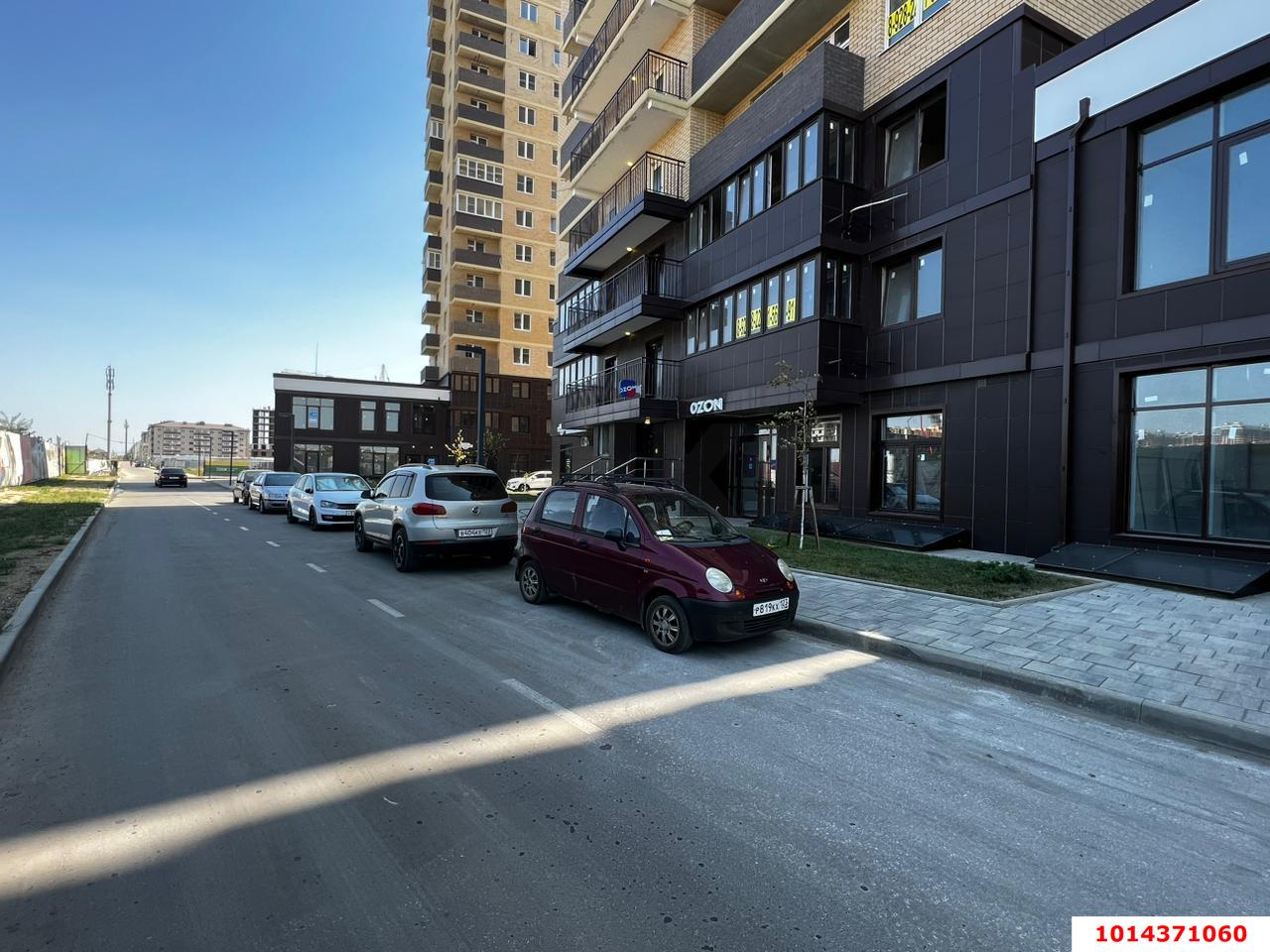 Фото №2: Торговое помещение 140 м² - Краснодар, жилой комплекс Ракурс, ул. имени Героя Ростовского, 8сВ