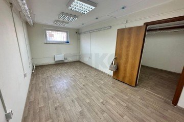 Фото №2: Офисное помещение 26 м² - Краснодар, ж/р Восточный, ул. Героя Владислава Посадского, 32