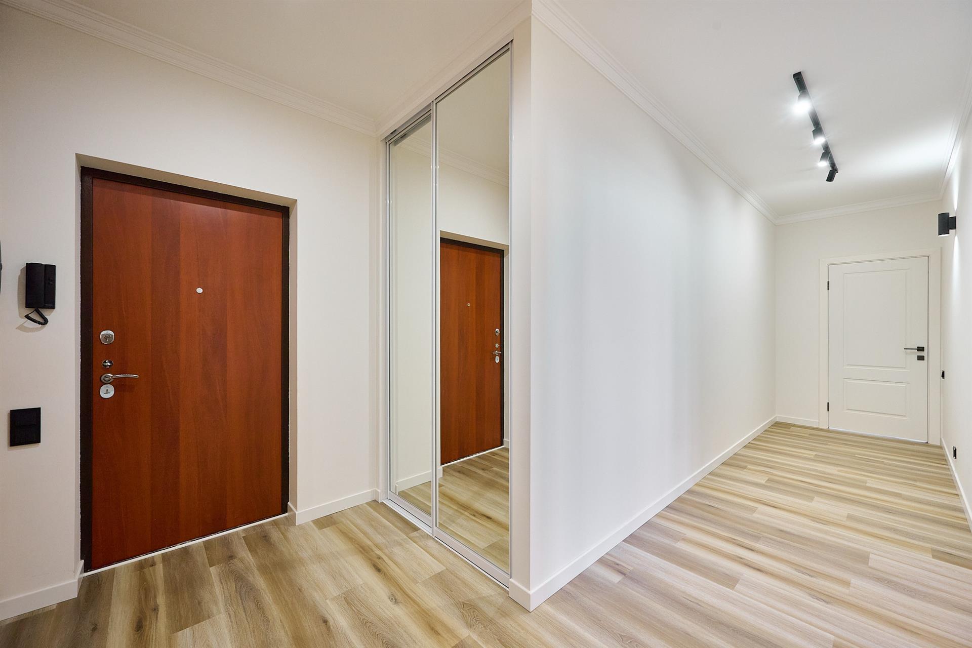 Фото №7: 2-комнатная квартира 81 м² - Краснодар, Прикубанский внутригородской округ, Фестивальный, Солнечный, мкр. жилой комплекс Янтарный 3, пр-кт Константина Образцова, 4к2