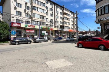 Фото №2: Торговое помещение 105 м² - Краснодар, мкр. Музыкальный, ул. Московская, 140А