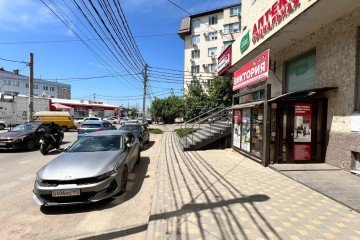 Фото №4: Торговое помещение 105 м² - Краснодар, мкр. Музыкальный, ул. Московская, 140А