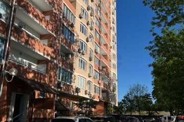 Фото №2: 1-комнатная квартира 76 м² - Краснодар, мкр. Завод Измерительных Приборов, ул. Зиповская, 4/3