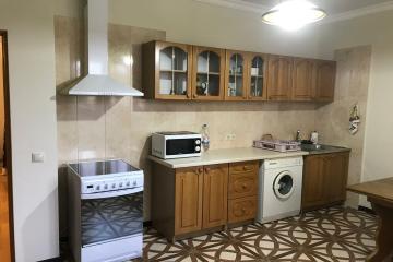 Фото №2: 2-комнатная квартира 78 м² - Краснодар, мкр. Юбилейный, пр-кт Чекистов, 26/3