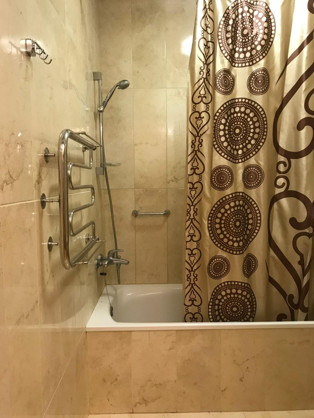 Фото №11: 2-комнатная квартира 85 м² - Краснодар, Западный внутригородской округ, мкр. Юбилейный, пр-кт Чекистов, 26/3