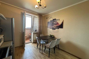 Фото №4: 1-комнатная квартира 42 м² - Краснодар, мкр. Юбилейный, б-р Клары Лучко, 4
