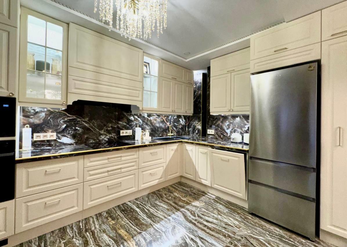 Фото №2: 2-комнатная квартира 70 м² - Краснодар, Прикубанский внутригородской округ, мкр. Любимово, 2