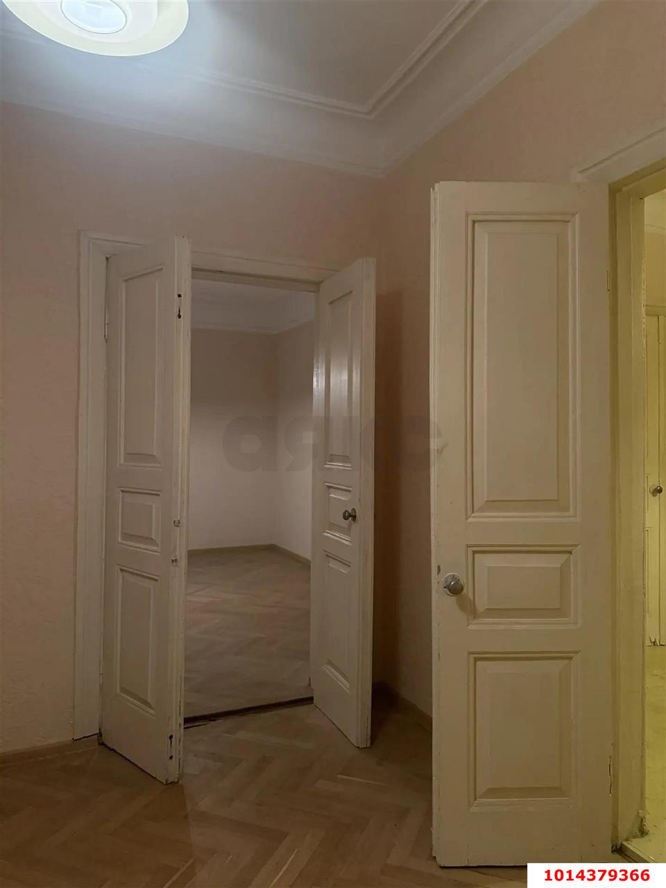Фото №6: 3-комнатная квартира <span class="whitespace-nowrap">56 м²</span>, <span class="whitespace-nowrap">1/1 эт.</span> - Краснодар, Западный внутригородской округ, мкр. Центральный, ул. Красная, 65