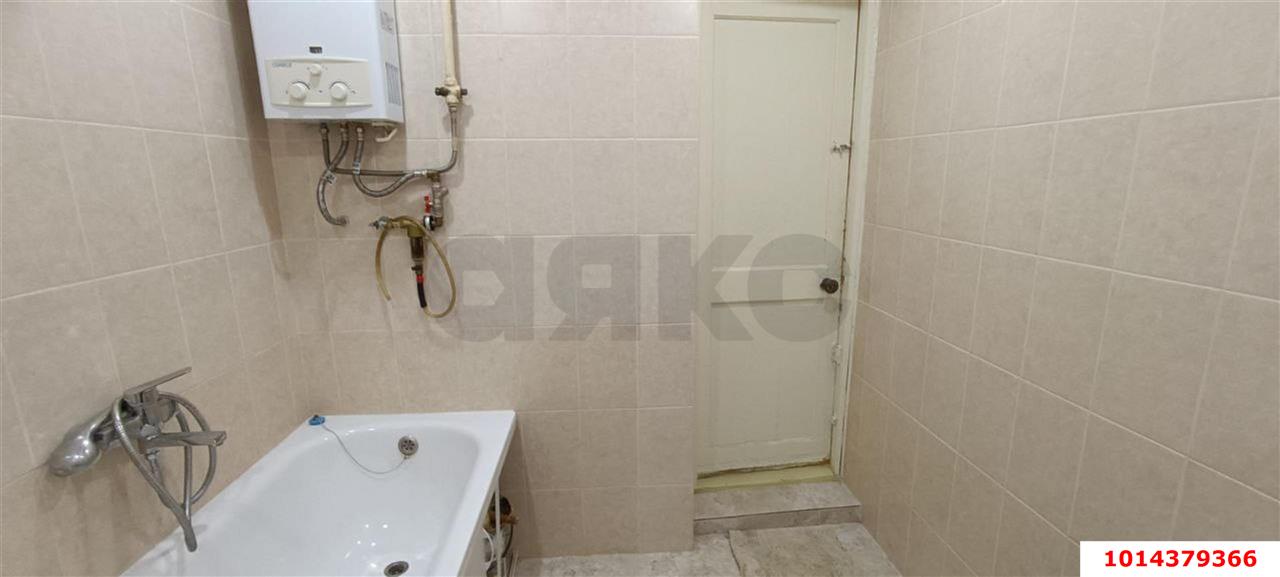 Фото №8: 4-комнатная квартира 56 м² - Краснодар, Западный внутригородской округ, ул. Красная, 65