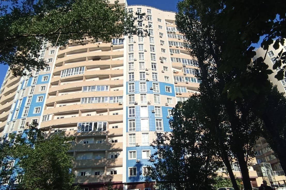 Фото №13: 1-комнатная квартира 51 м² - Краснодар, Центральный внутригородской округ, Дубинка, жилой комплекс Радонеж, мкр. Черёмушки, ул. Вишняковой, 1/23к2