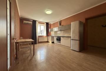 Фото №1: 2-комнатная квартира <span class="whitespace-nowrap">56 м²</span>, <span class="whitespace-nowrap">3/5 эт.</span> - Краснодар, мкр. Музыкальный, ул. Агрохимическая, 108/1