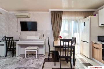 Фото №1: 2-комнатная квартира 53 м² - Краснодар, мкр. Дубинка, ул. Ковтюха, 109/3