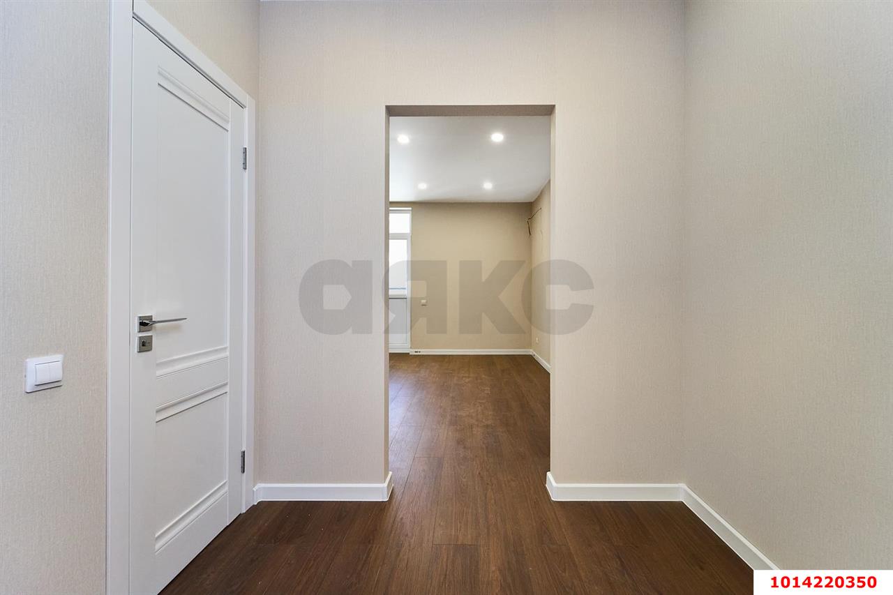 Фото №7: Студия 30 м² - Краснодар, Прикубанский внутригородской округ, ул. Дмитрия Есаулко, 19