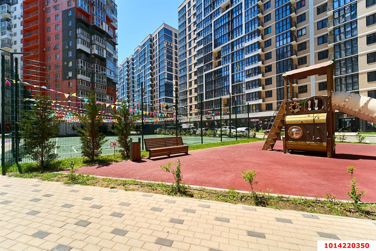 Фото №1: Студия 30 м² - Краснодар, мкр. Прикубанский внутригородской округ, ул. Дмитрия Есаулко, 19