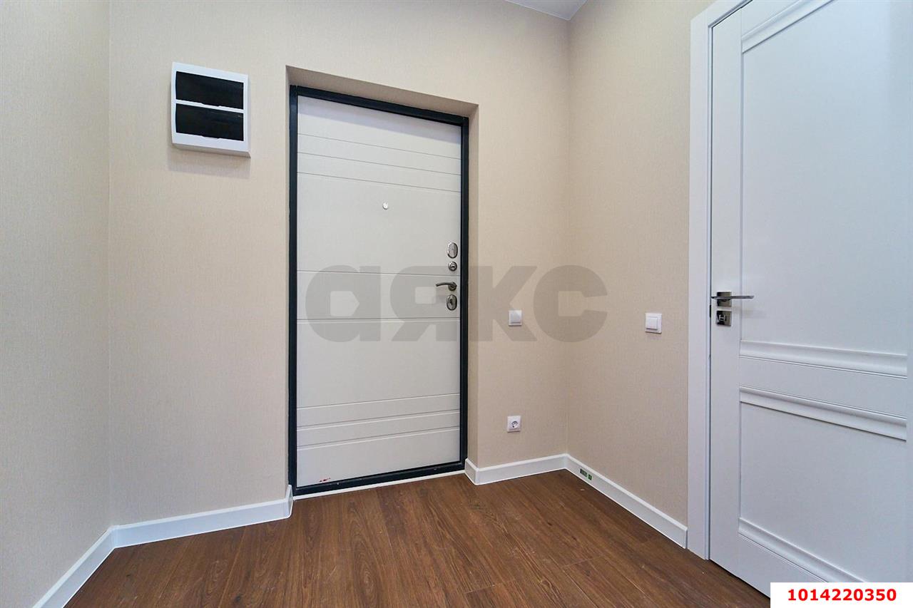 Фото №11: Студия 30 м² - Краснодар, Прикубанский внутригородской округ, ул. Дмитрия Есаулко, 19