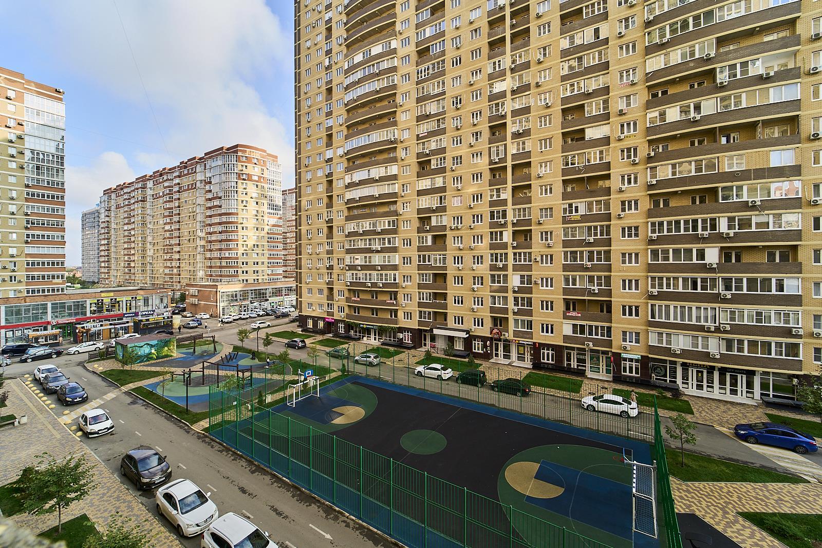 Фото №1: 1-комнатная квартира 40 м² - Краснодар, ЖК Лучший, Прикубанский внутригородской округ, жилой комплекс Лучший, имени Петра Метальникова, мкр. Завод Радиоизмерительных Приборов, ул. Петра Метальникова, 36