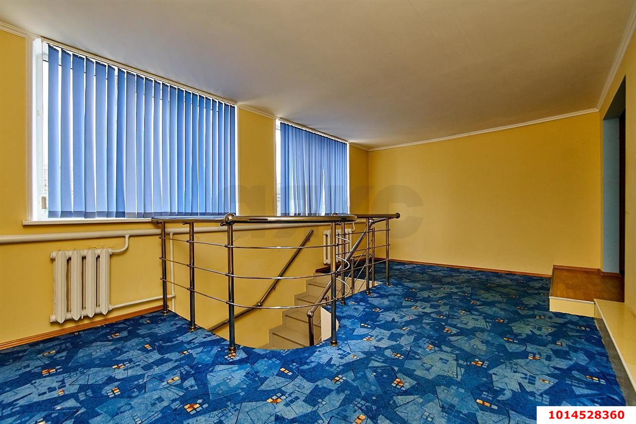 Фото №6: Дом 526 м² + 8 сот. - Краснодар, Школьный, пр-д 2-й Тёплый, 12