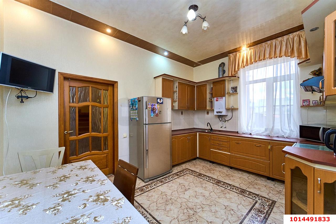 Фото №4: Дом 279 м² + 6 сот. - Краснодар, Центральный внутригородской округ, мкр. Дубинка, ул. КИМ, 100