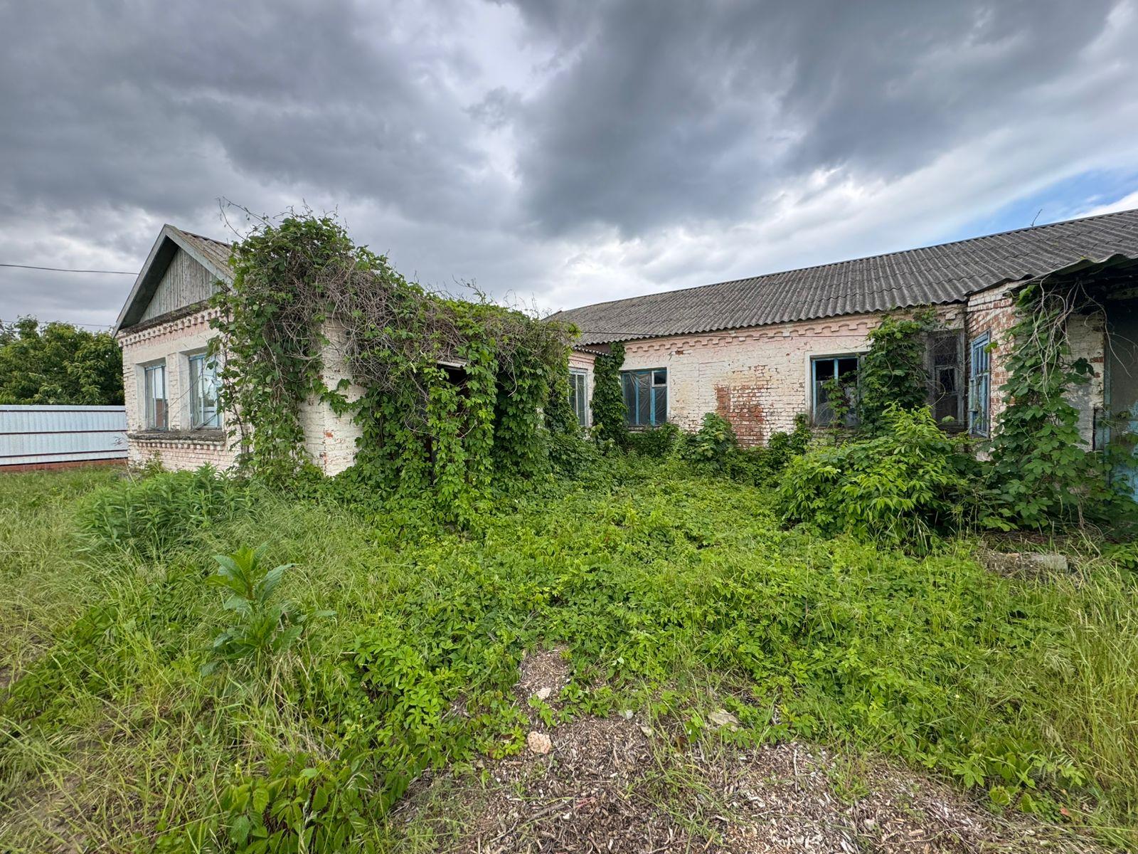 Фото №6: Коммерция 801 м² - Васюринская, ул. Ленина, 25