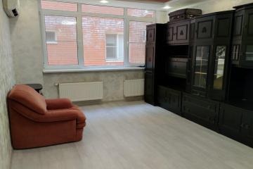 Фото №1: 2-комнатная квартира 55 м² - Краснодар, мкр. Дубинка, пер. Угольный, 11