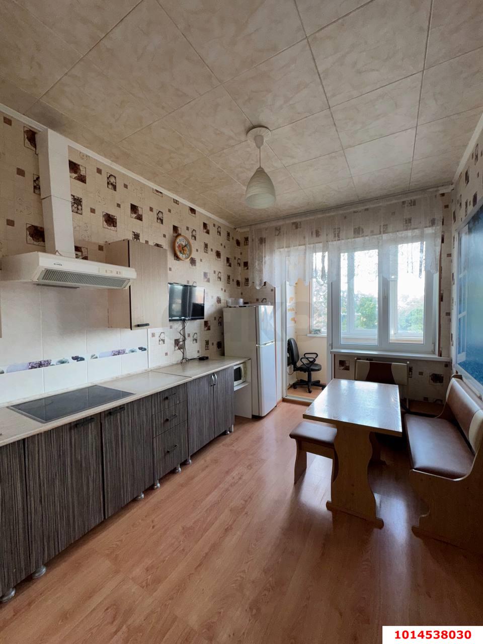 Фото №3: 1-комнатная квартира 37 м² - Российский, Прикубанский внутригородской округ, ул. Ратной Славы, 33/1