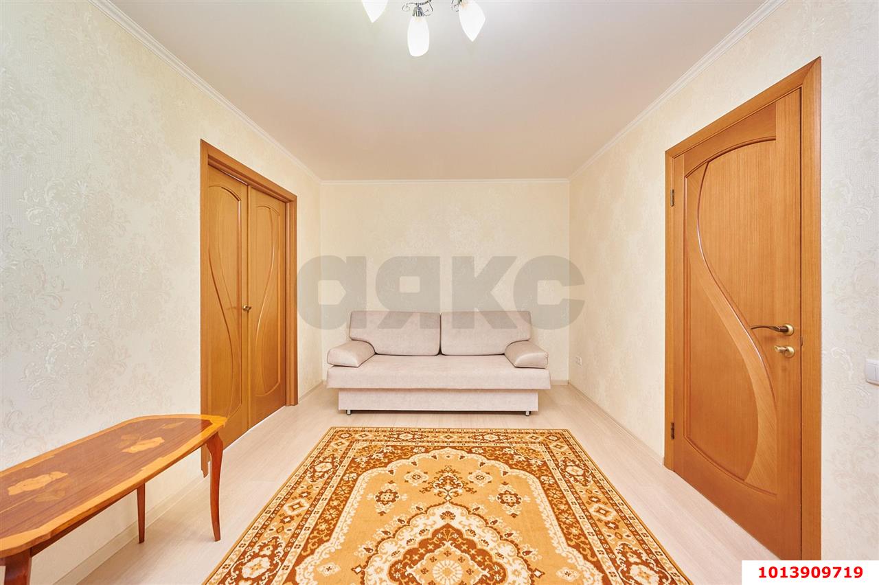 Фото №6: 3-комнатная квартира 80 м² - Берёзовый, Лекраспром, ул. Археолога Веселовского, 25Б