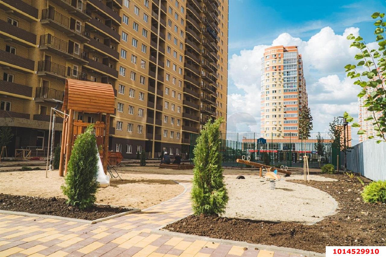 Фото №6: 3-комнатная квартира 92 м² - Краснодар, имени Петра Метальникова, ул. Петра Метальникова, 38