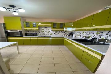 Фото №1: 3-комнатная квартира 62 м² - Берёзовый, мкр. жилой комплекс Прогресс, ул. имени Туполева А.Н., 2