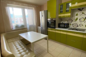 Фото №2: 3-комнатная квартира 62 м² - Берёзовый, мкр. жилой комплекс Прогресс, ул. имени Туполева А.Н., 2