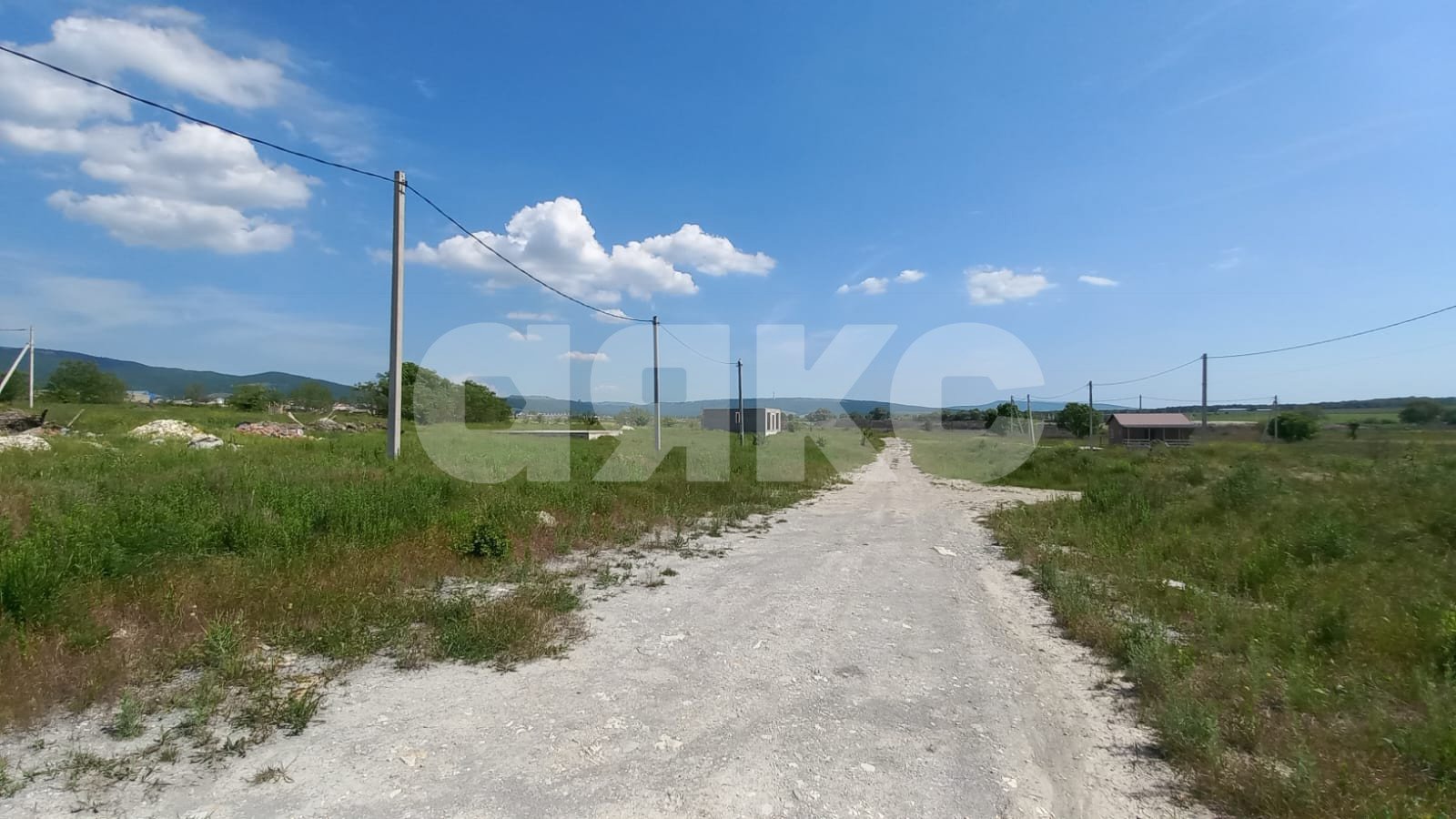 Фото №3: Земельный участок под ИЖС 5.5 сот. - Семигорский, ул. имени Владимира Сморжевского