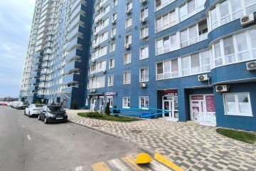Фото №4: Торговое помещение 60 м² - Краснодар, мкр. жилой комплекс Фонтаны, ул. Старокубанская, 2/23к2