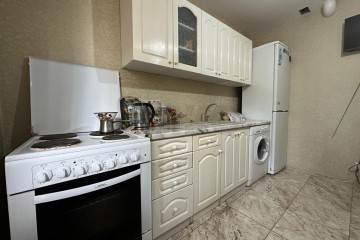 Фото №2: 2-комнатная квартира 58 м² - Краснодар, мкр. Военный городок № 1, ул. имени Калинина, 350/14