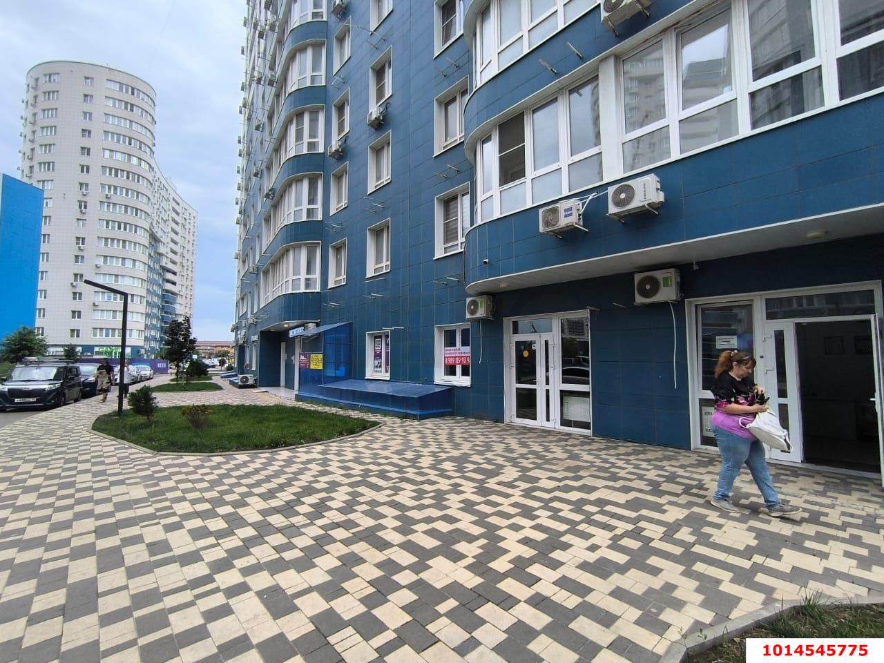 Фото №4: Торговое помещение 50 м² - Краснодар, жилой комплекс Фонтаны, ул. Старокубанская, 2/23к2