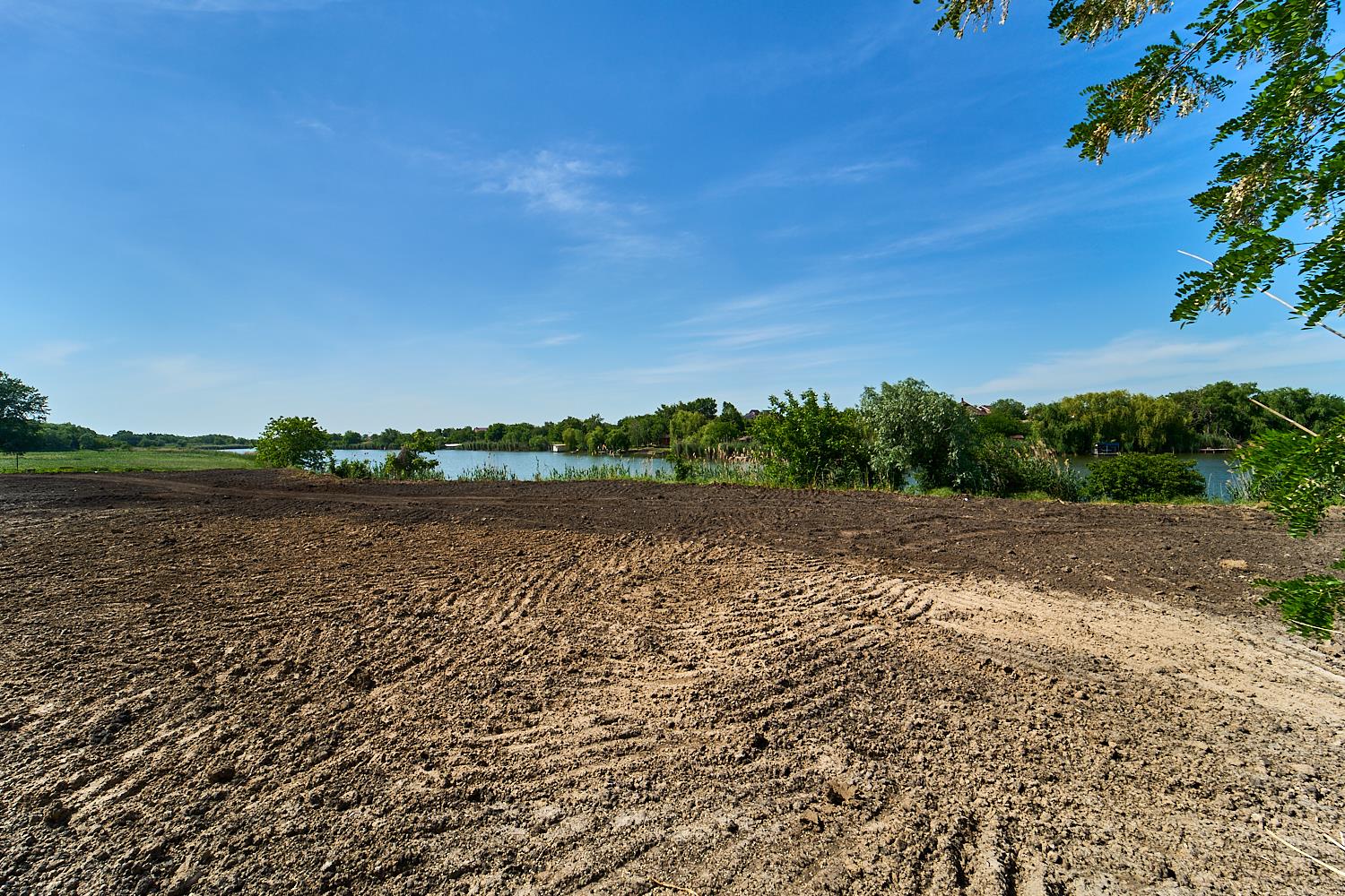 Фото №3: Коммерция 200 м² - Динская, мкр. Солнечный, ул. Центральная, 49